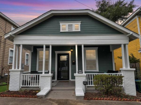 Port City Bungalow - Experience Art, Historic Home, Walk DwTn Wilmington